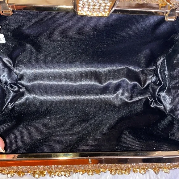 GOLDEN GLITZ AND CRYSTAL 3WAY CLUTCH - Picture 8 of 10